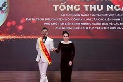 Thơ lại… ồn ào