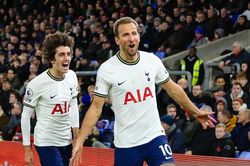 Bảng xếp hạng Ngoại hạng Anh vòng 19: Man City bám đuổi Arsenal