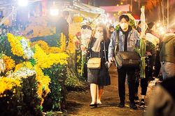 Hấp dẫn chợ hoa Quảng An