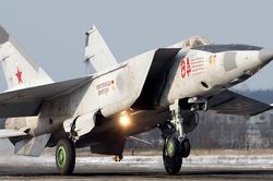 MiG-25 và cuộc đào tẩu thế kỷ (phần 3): Phương Tây như 'chết đuối vớ được cọc'