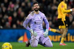 VIDEO bàn thắng trận Liverpool 2-2 Wolves: Trả giá vì Alisson