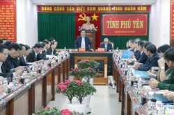 Thủ tướng Phạm Minh Chính làm việc với Ban Thường vụ tỉnh ủy Phú Yên