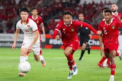 Chuyên gia Indonesia sợ đội nhà 'mắc bẫy' tuyển Việt Nam