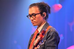 Đạt rời Cá Hồi Hoang