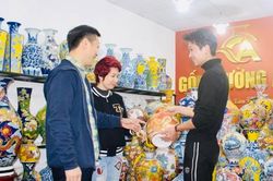 Làng gốm Bát Tràng vào vụ Tết