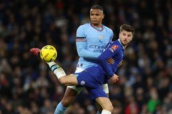 Kết quả bóng đá Man City 4-0 Chelsea: Không thể cản Mahrez