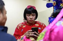 'Anh Đỗ Thanh Hải hỏi có muốn đóng Táo Quân, tôi nước mắt ngắn dài chạy về khoe mẹ'
