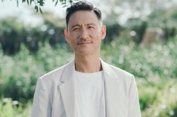 Thiên vương Trương Học Hữu lâm cảnh túng quẫn