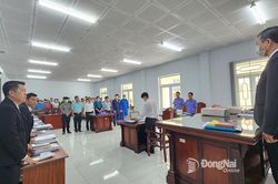 Trả hồ sơ để điều tra bổ sung vụ án cấp sổ đỏ 2 thửa đất công cho cá nhân