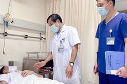 Liên tiếp 7 bệnh nhân nhập viện do bị xoắn tinh hoàn, chuyên gia chỉ rõ dấu hiệu nguy hiểm cần được khám sớm!