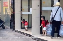 Hành động nhỏ nhưng bé gái khiến cả triệu trái tim gục ngã: 'Đóng tiền mạng nên xem những thứ này'