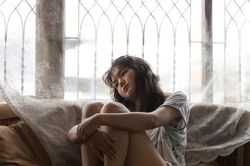 Để 'quẳng' nỗi âu lo, hãy áp dụng phương pháp 'đã lo thì lo cho tới'