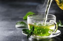 Thức uống phổ biến này giúp người bệnh viêm khớp giảm cơn đau khi trời lạnh