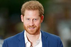 Harry: 'Chuyện chưa kể về Vua Charles và William đủ viết cuốn sách khác'