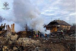 Nga dội tên lửa, tàu điện ngầm của Kharkiv tê liệt