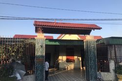 Lắp đèn trang trí Tết, nam thanh niên bị điện giật tử vong