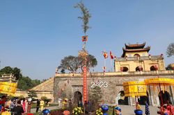 Thả cá chép, dựng cây nêu đón Xuân Quý Mão ở Hoàng thành Thăng Long