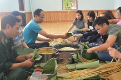 'Xuân đoàn kết-Tết biên cương' tại Đồn Biên phòng Ia Pnôn