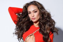 Người đẹp vướng tin đồn mua giải Hoa hậu Mỹ đăng quang Miss Universe