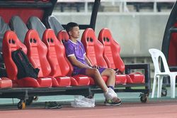 Bùi Tiến Dũng báo 'tin dữ' với HLV Park Hang Seo