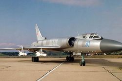 Kinh ngạc trước tiêm kích đánh chặn Tu-128 lớn hơn cả máy bay ném bom của Liên Xô