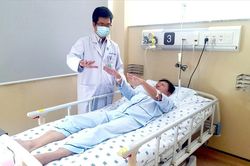 Cảnh báo nguy cơ đột quỵ gia tăng dịp Tết