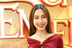 Từng chịu bất công trên thảm đỏ, nay Hoa hậu Thùy Tiên được khen tinh tế trong sự kiện