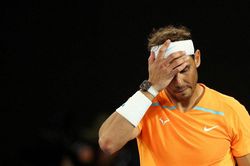 Kết quả Australian Open hôm nay 18/1: Nadal bị loại sốc