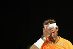 Australian Open: Kết quả gây sốc - Rafael Nadal trở thành Cựu Vô địch sau 3 ván thua trước Mackenzie McDonald