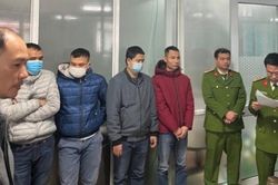 Công an Thái Bình khám xét khẩn cấp 2 trung tâm đăng kiểm