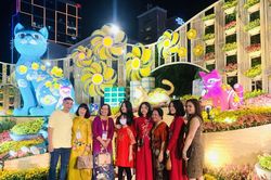 TP Hồ Chí Minh: Khai mạc Đường hoa Nguyễn Huệ Tết Quý Mão