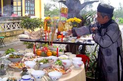 Văn khấn cúng Tất niên Tết Quý Mão 2023