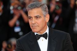 George Clooney là ngôi sao tóc bạc quyến rũ nhất thế giới