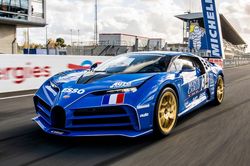 Chiếc Bugatti Centodieci duy nhất được lấy cảm hứng từ xe đua