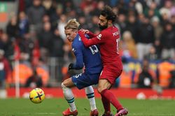 Premier League: Liverpool-Chelsea chia điểm, M.U tạm mất top 3