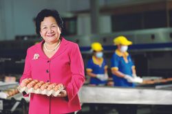 Khi các 'bà trùm' sữa, trứng làm nông nghiệp số