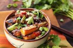 7 loại thực phẩm bạn nên tránh khi bị đau họng