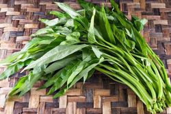 4 bước bảo quản rau muống nhiều ngày vẫn tươi xanh, dinh dưỡng vẹn nguyên