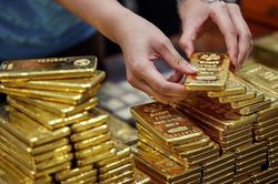 Giá vàng hôm nay 23/1: Vàng thế giới triển vọng tích cực