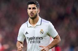 Barca lên kế hoạch chiêu mộ tiền vệ Real Madrid