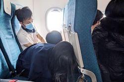 Máy bay Vietnam Airlines vừa đáp xuống sân bay Nội Bài đã phải bay lên trời