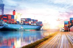 Phối hợp chính sách tài khóa và chính sách tiền tệ: vững tay chèo giúp nền kinh tế 'vượt sóng'