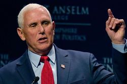 Phát hiện tài liệu mật tại nhà riêng cựu Phó Tổng thống Mỹ Mike Pence