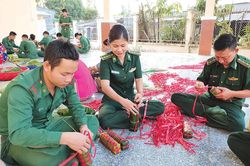 Tết biên cương