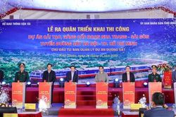 Thủ tướng: Vừa cải tạo, nâng cấp đường sắt Hà Nội-TPHCM, vừa nghiên cứu, chuẩn bị đầu tư đường sắt tốc độ cao Bắc-Nam