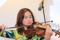 Nghệ sỹ viola Nguyệt Thu và những lối đi khác