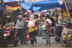 Indonesia bước vào giai đoạn chuyển tiếp từ đại dịch COVID-19 sang bệnh đặc hữu