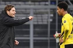 Borussia Dortmund sa sút cũng chỉ là quỹ tích bình thường