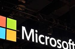 Microsoft điều tra sự cố gián đoạn hoạt động nhiều dịch vụ