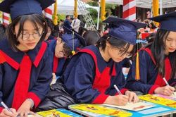 Hải Phòng: Hơn 600 học sinh giỏi, tiêu biểu dự lễ hội Khai bút mùa Xuân